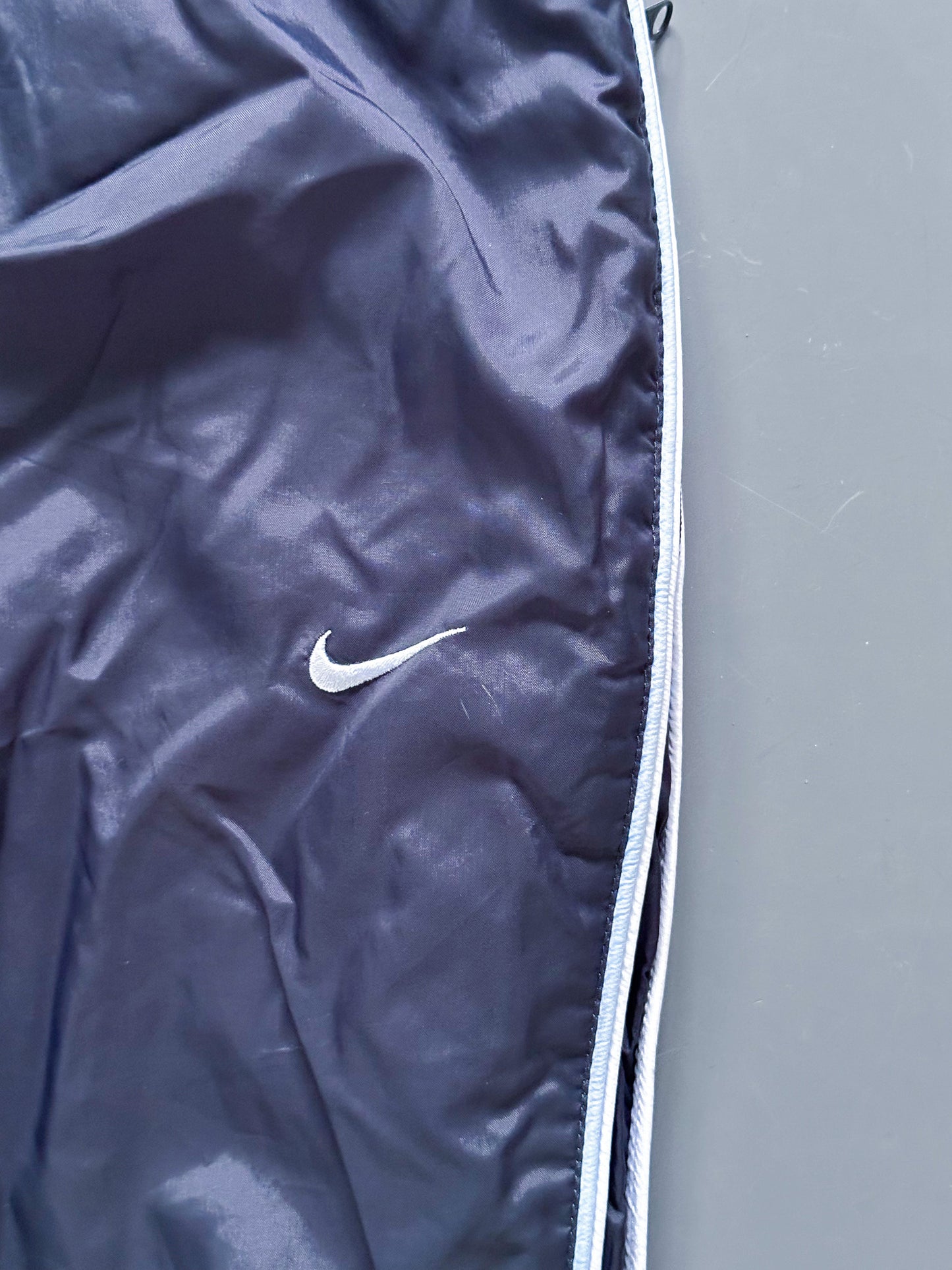 Nike Vintage Trackpants | L