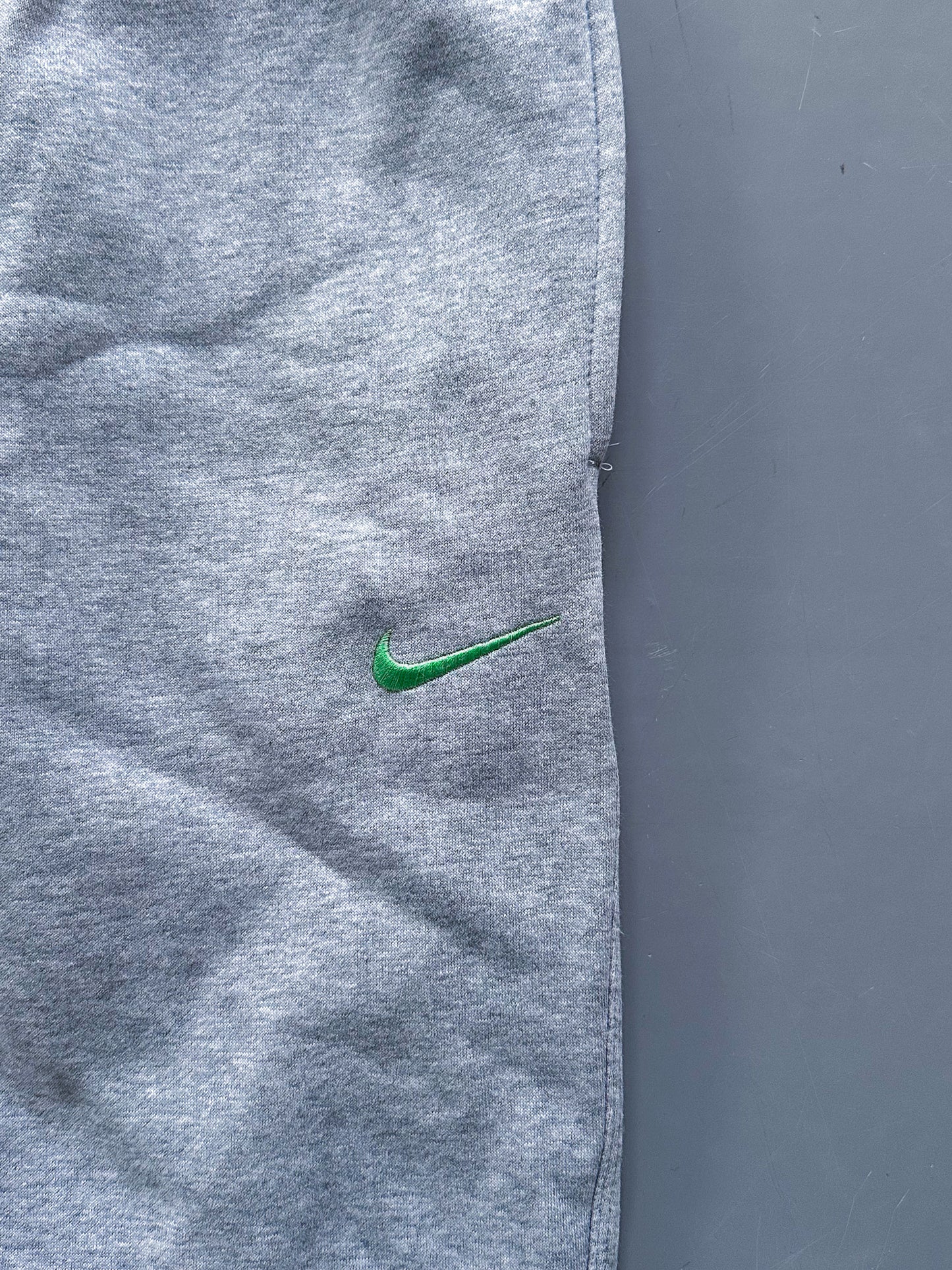 Nike Vintage *Green Logo* Open Leg Sweatpants / Jogger | M