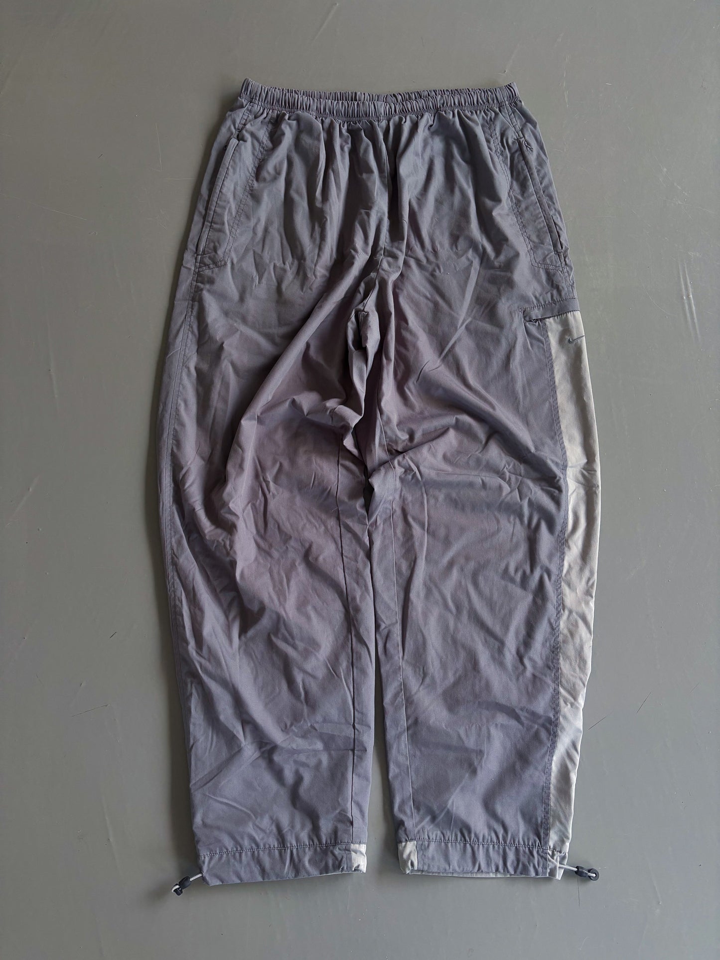 Nike Vintage *PREMIUM* Trackpants | Fittet L