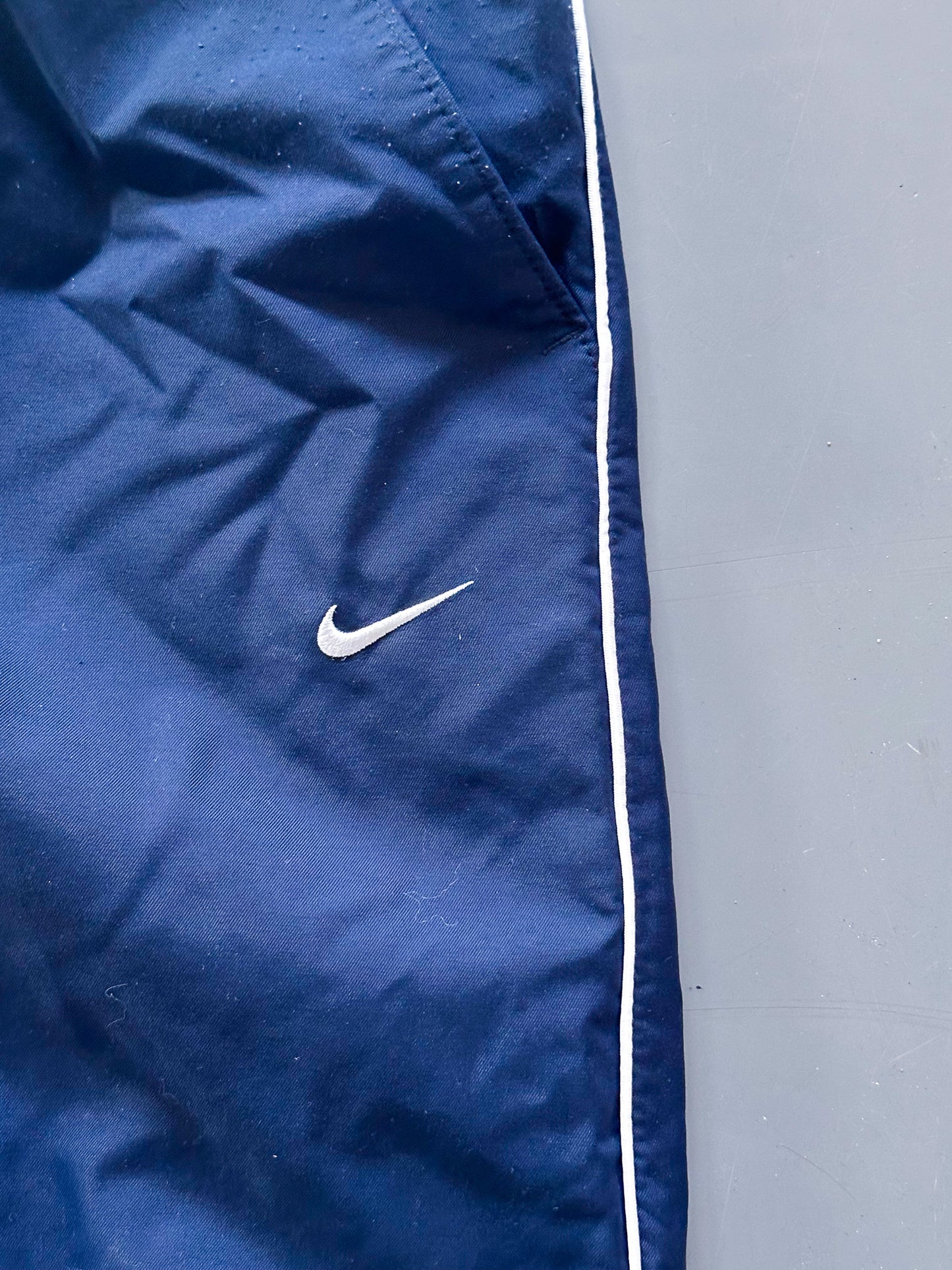 Nike Vintage Trackpants | L