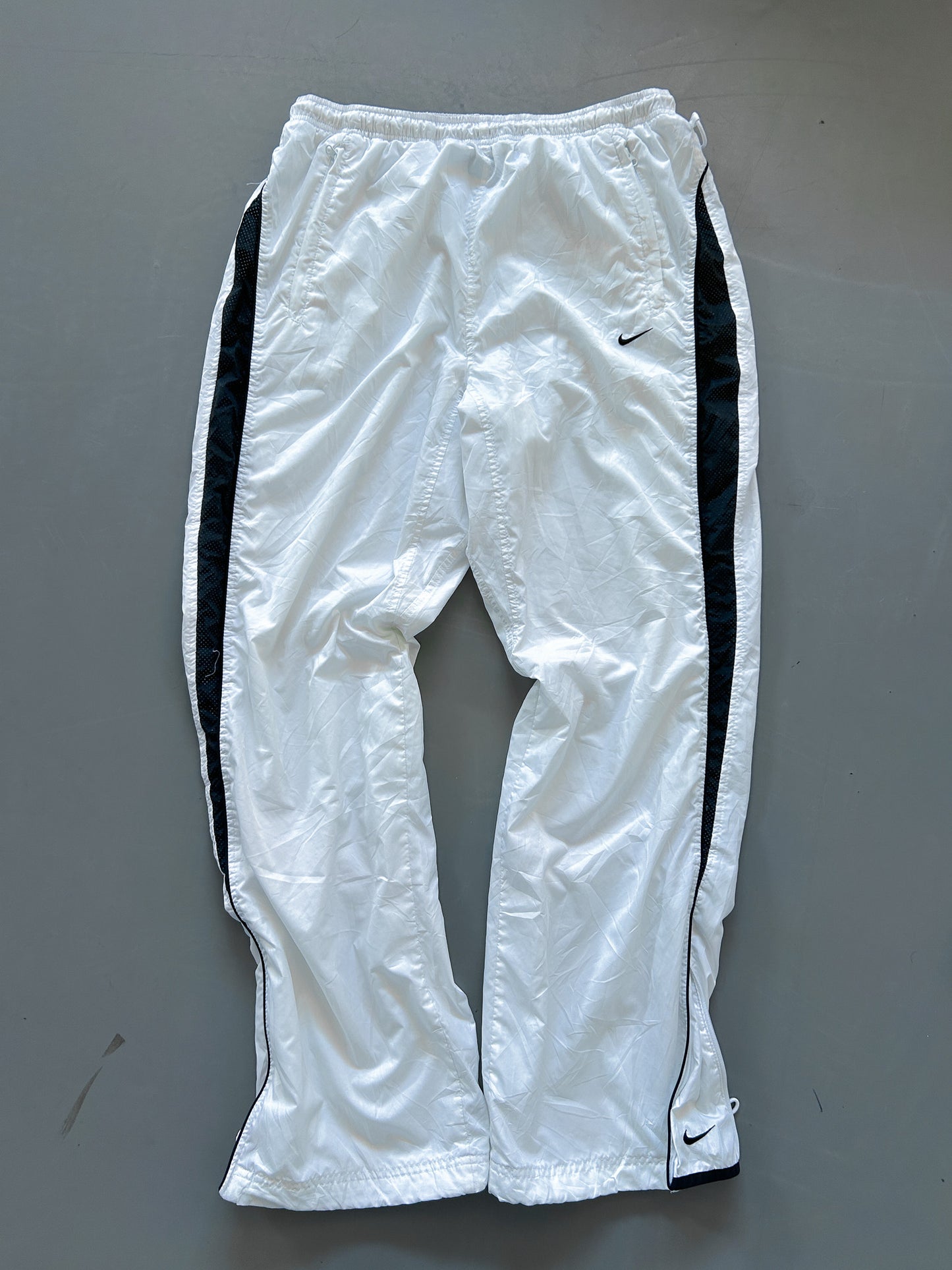 Nike Vintage *PREMIUM* Trackpants | L