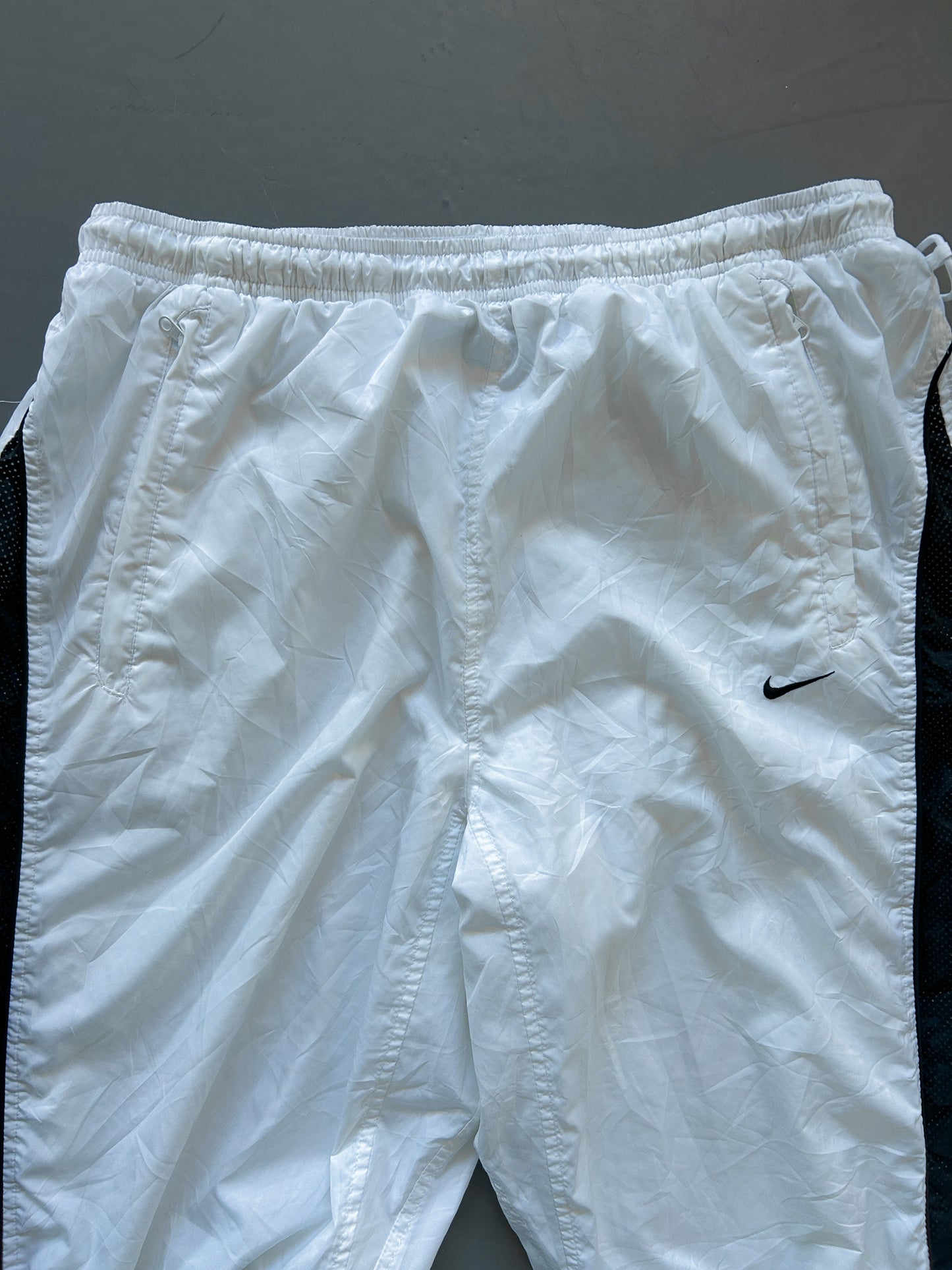 Nike Vintage *PREMIUM* Trackpants | L