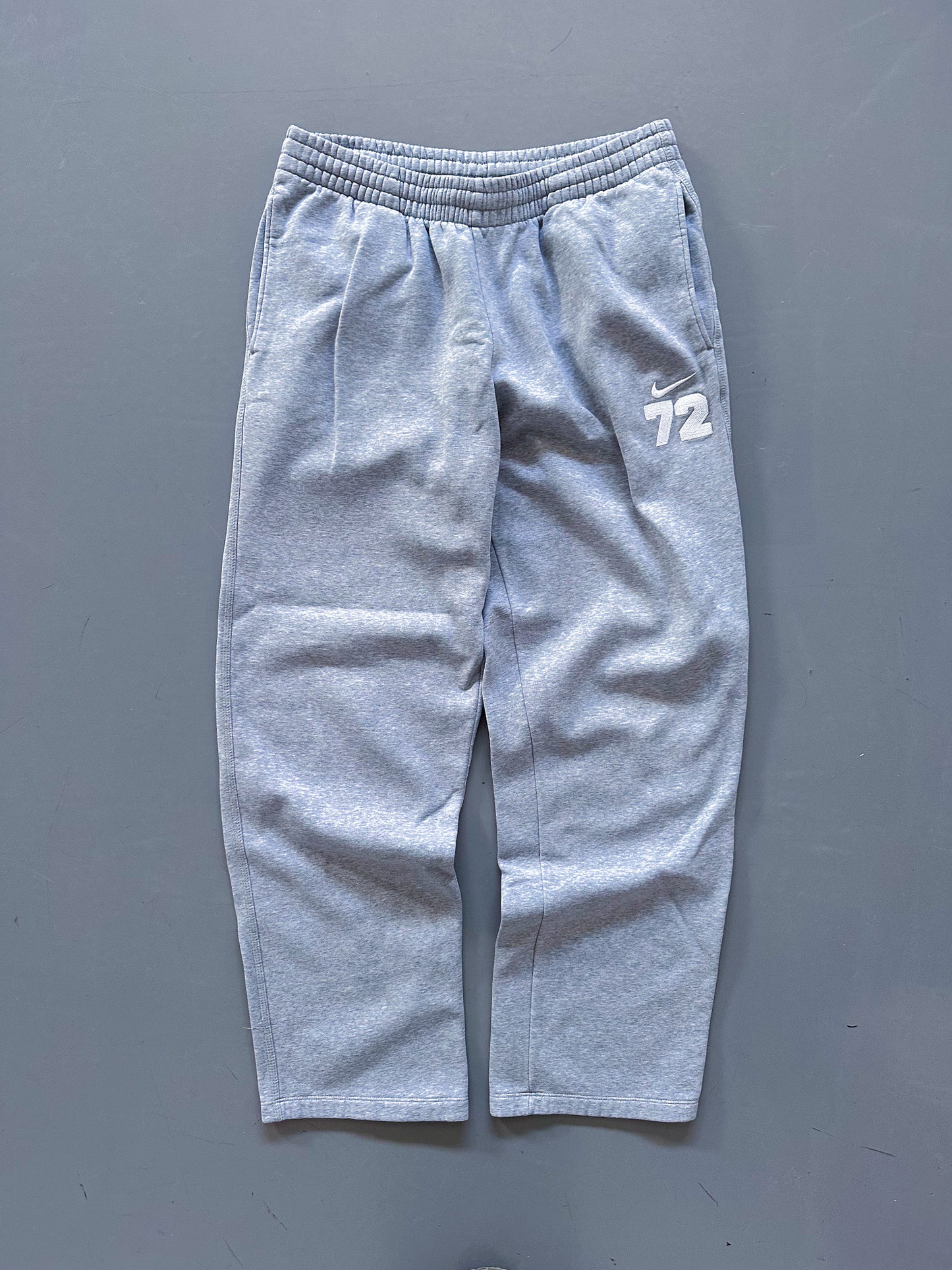Nike Vintage Open Leg Sweatpants / Jogger | L