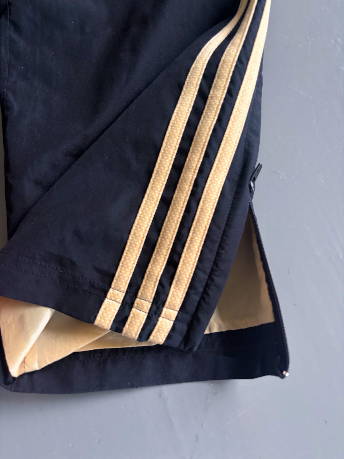 Adidas x Liverpool Vintage Trackpants | S