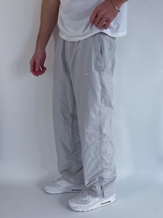 Nike Vintage Trackpants | L