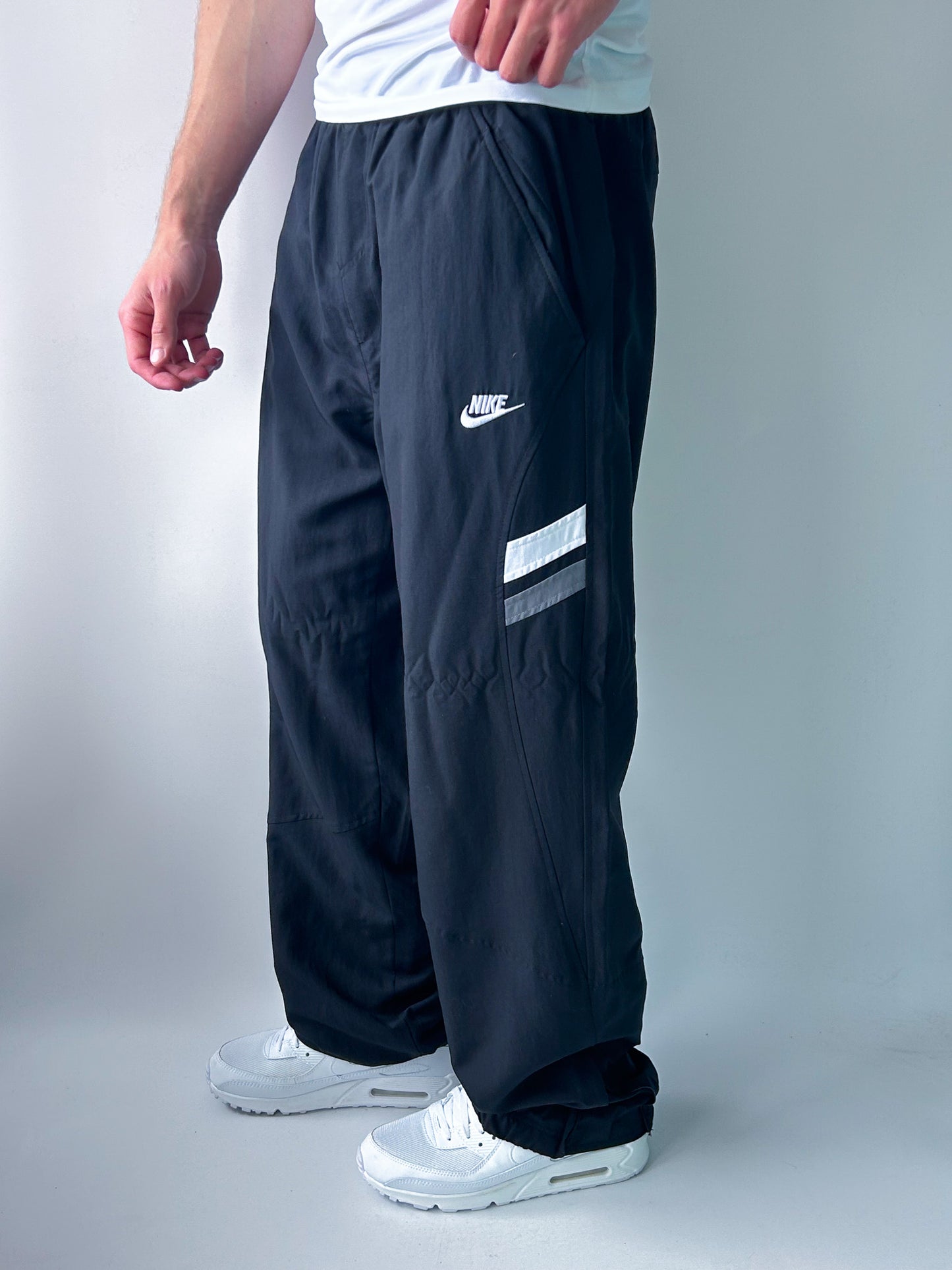 Nike Vintage Trackpants | L