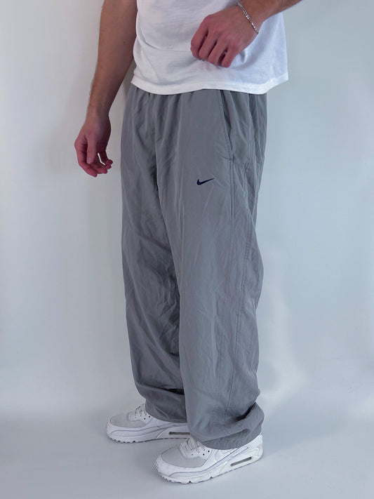 Nike Vintage Trackpants | L