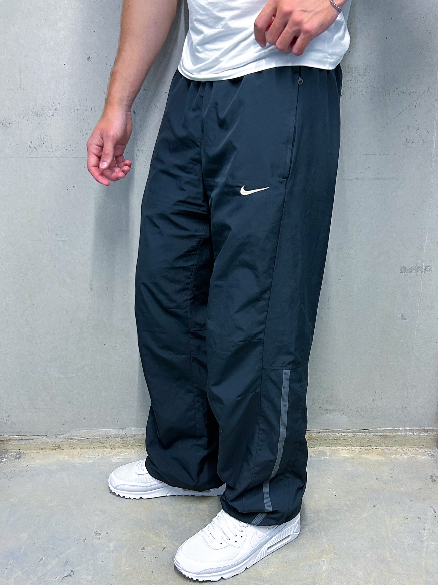 Nike Vintage Trackpants | M