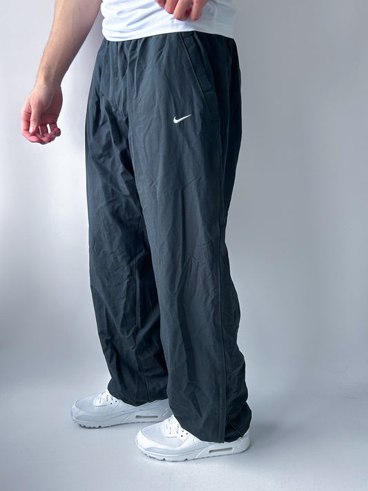 Nike Vintage Trackpants | L