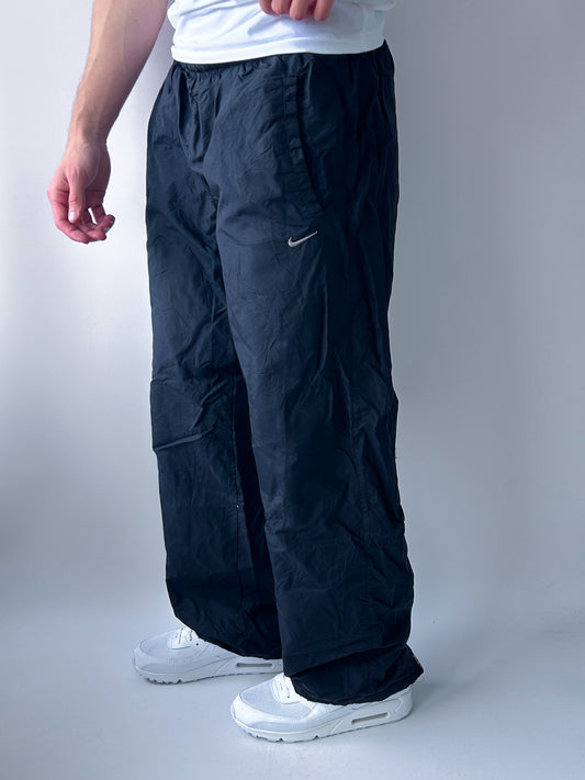 Nike Vintage Trackpants | L