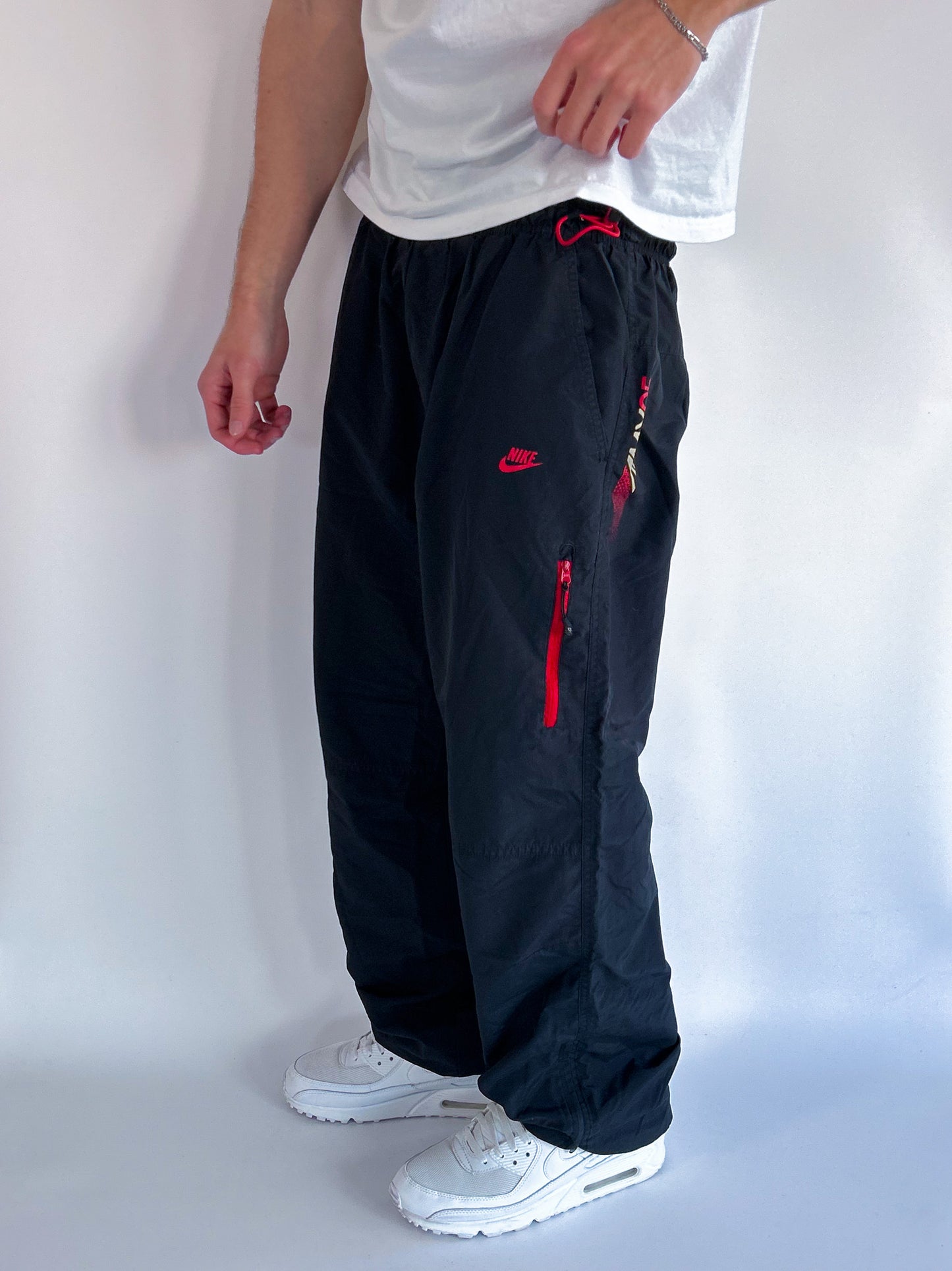 Nike Vintage Trackpants | L