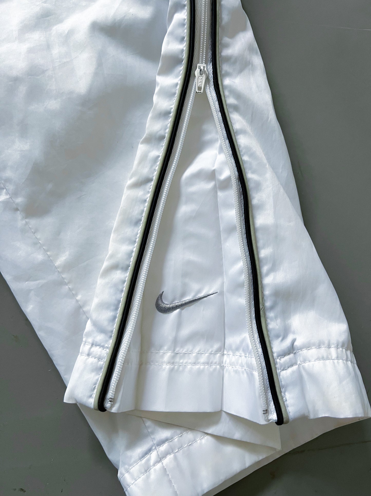 Nike Vintage Trackpants | XL