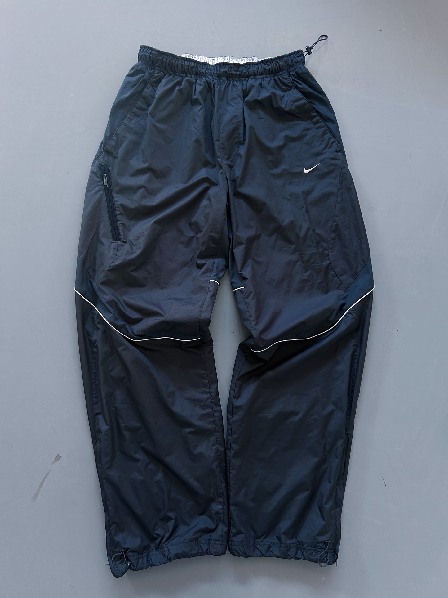Nike Vintage Trackpants | L