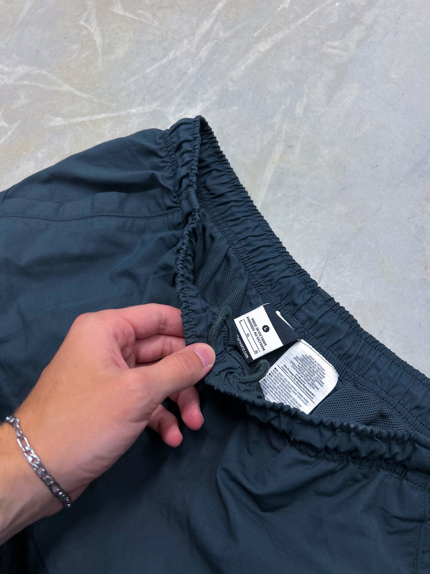 Nike Vintage Trackpants | L