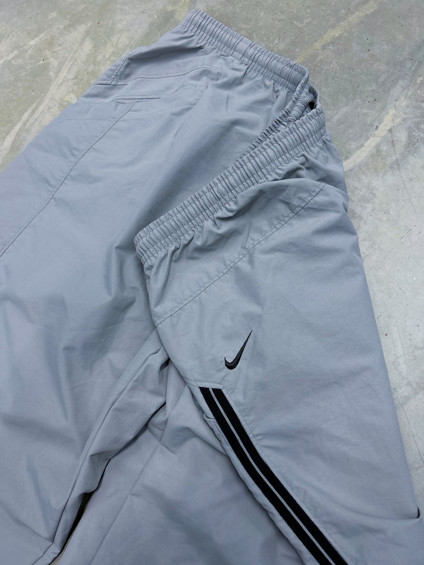 Nike Vintage Trackpants | XL