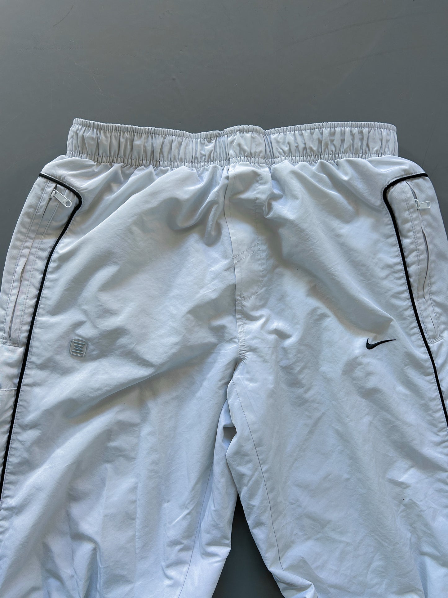 Nike Vintage *SHOX* Trackpants | M