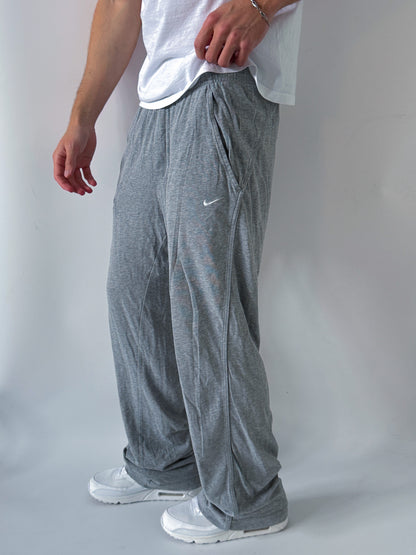 Nike Vintage Open Leg Sweatpants | M