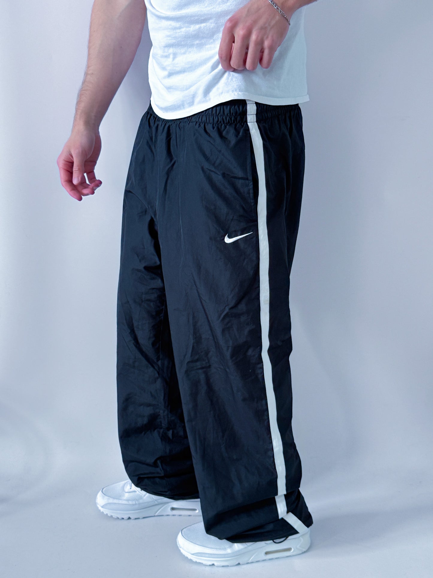 Nike Vintage Trackpants | L