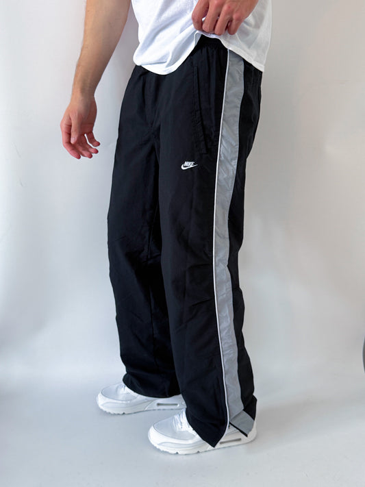 Nike Vintage Trackpants | M