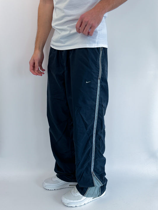 Nike Vintage Trackpants | L