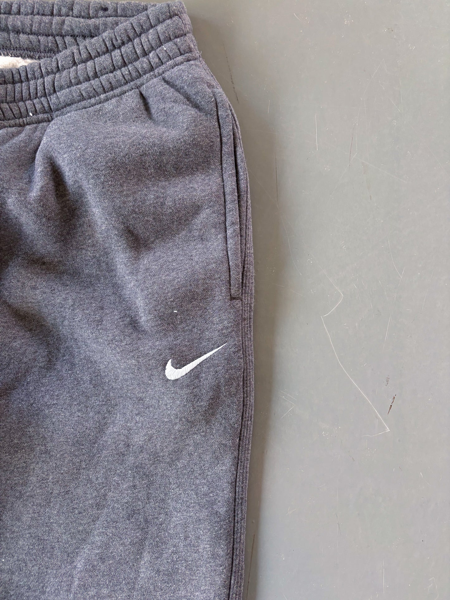 Nike Vintage Sweatpants | M