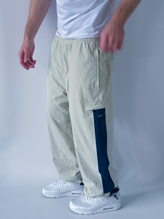 Nike Vintage Trackpants | L