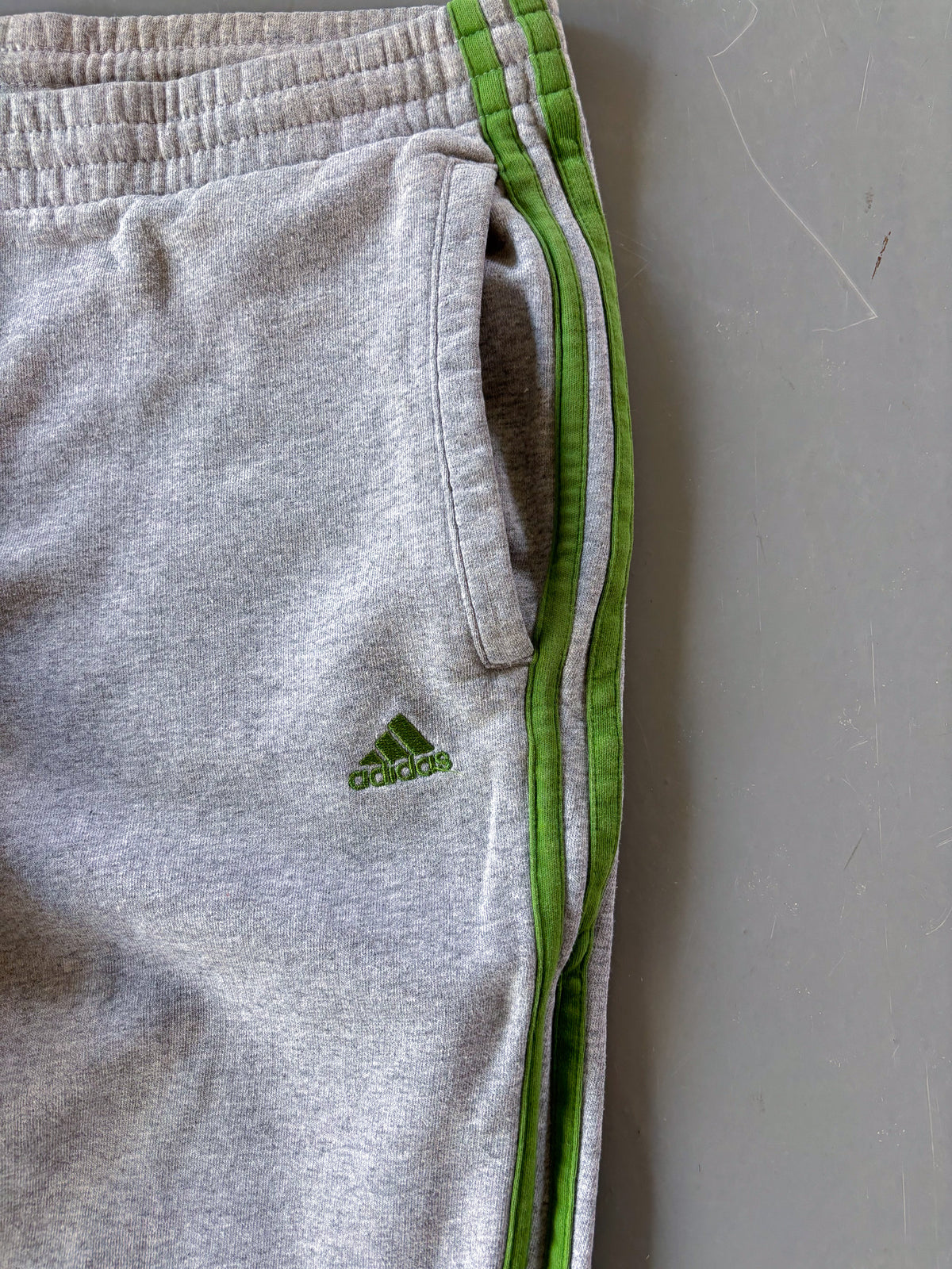 Adidas Vintage Sweatpants | M