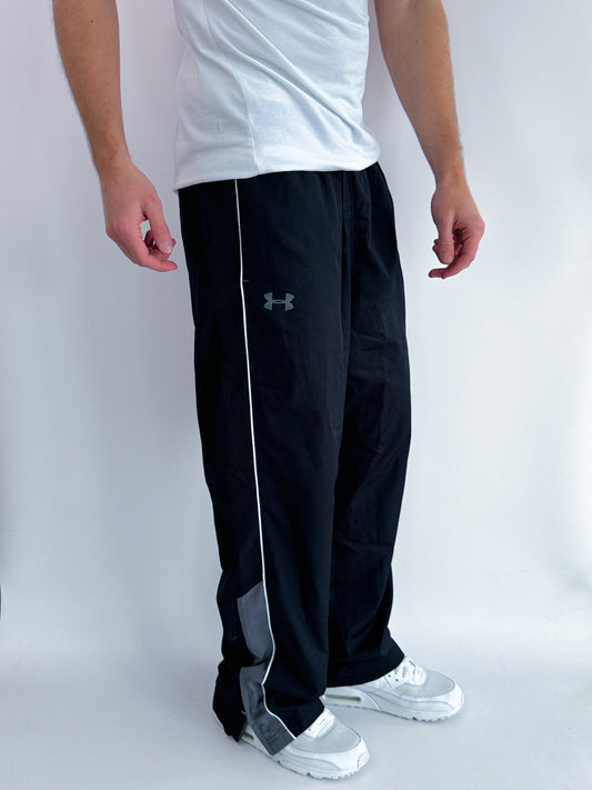 Under Armour Vintage Trackpants | M