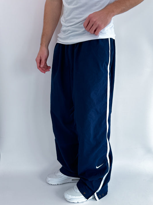 Nike Vintage Trackpants | XL