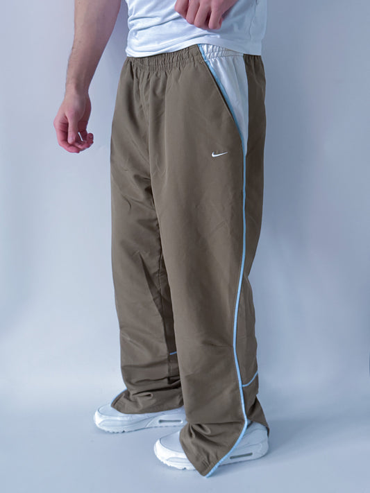 Nike Vintage Trackpants | L