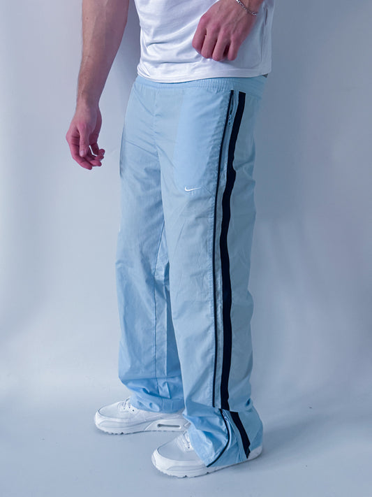 Nike Vintage *BABYBLUE* Trackpants | S