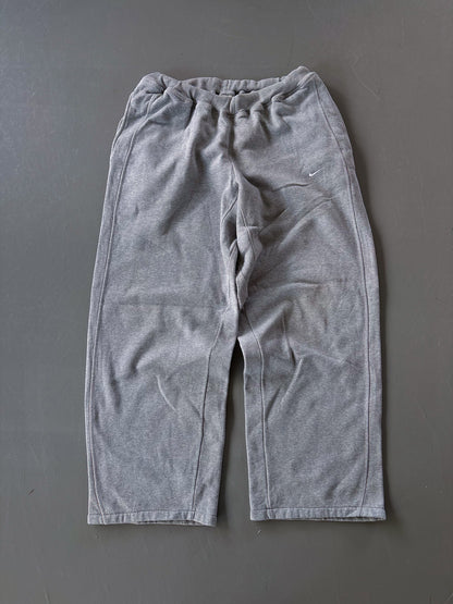 Nike Vintage *PREMIUM* Sweatpants | M