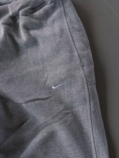 Nike Vintage *PREMIUM* Sweatpants | M