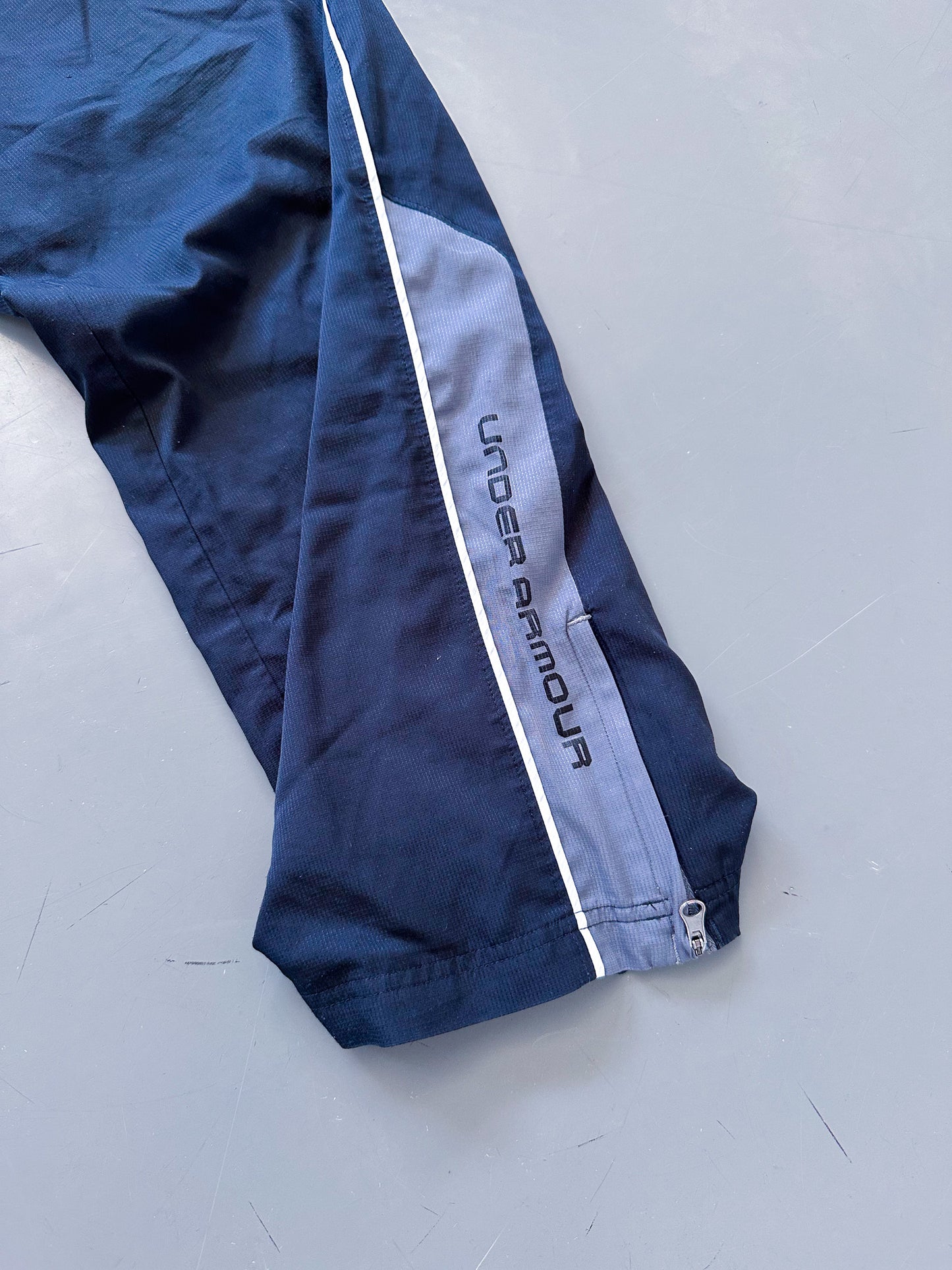 Under Armour Vintage Trackpants | M