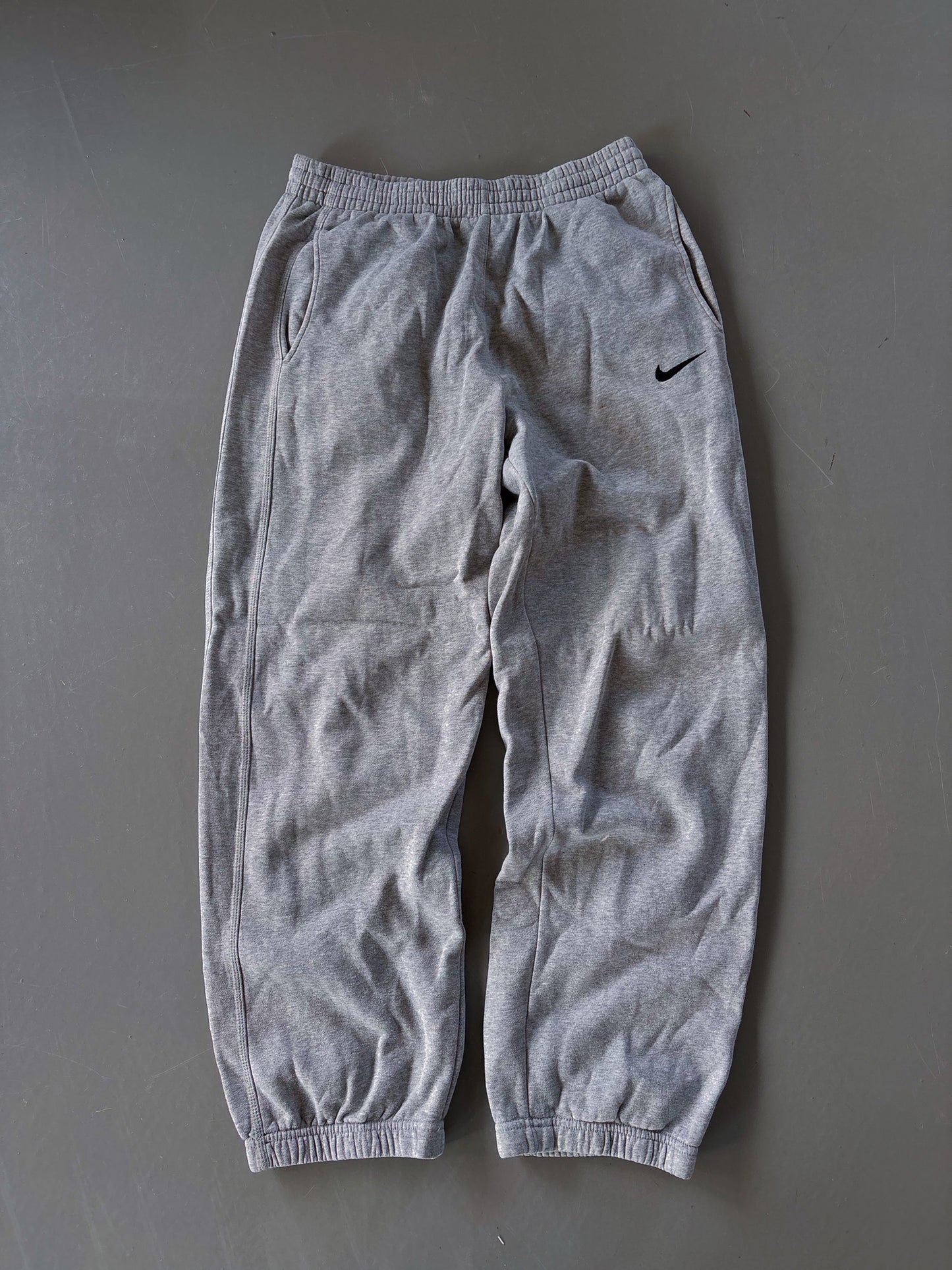 Nike Vintage Sweatpants | XS