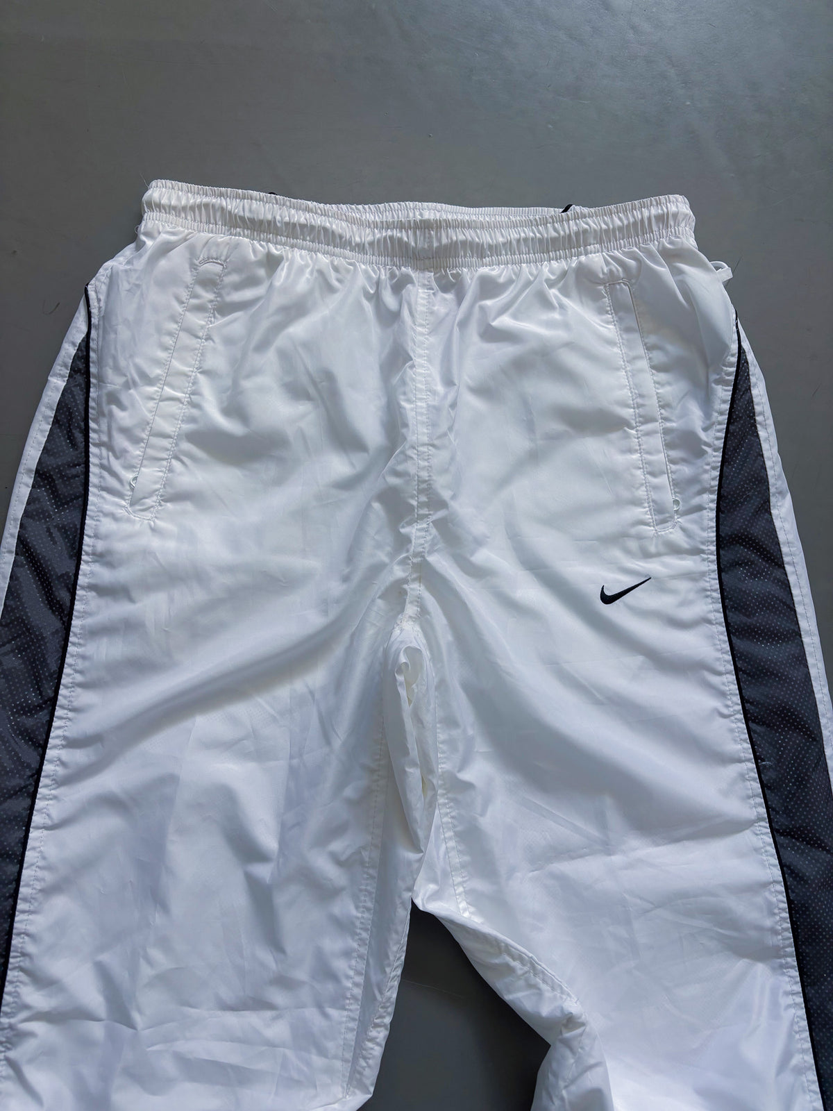Nike Vintage *PREMIUM* Trackpants | M