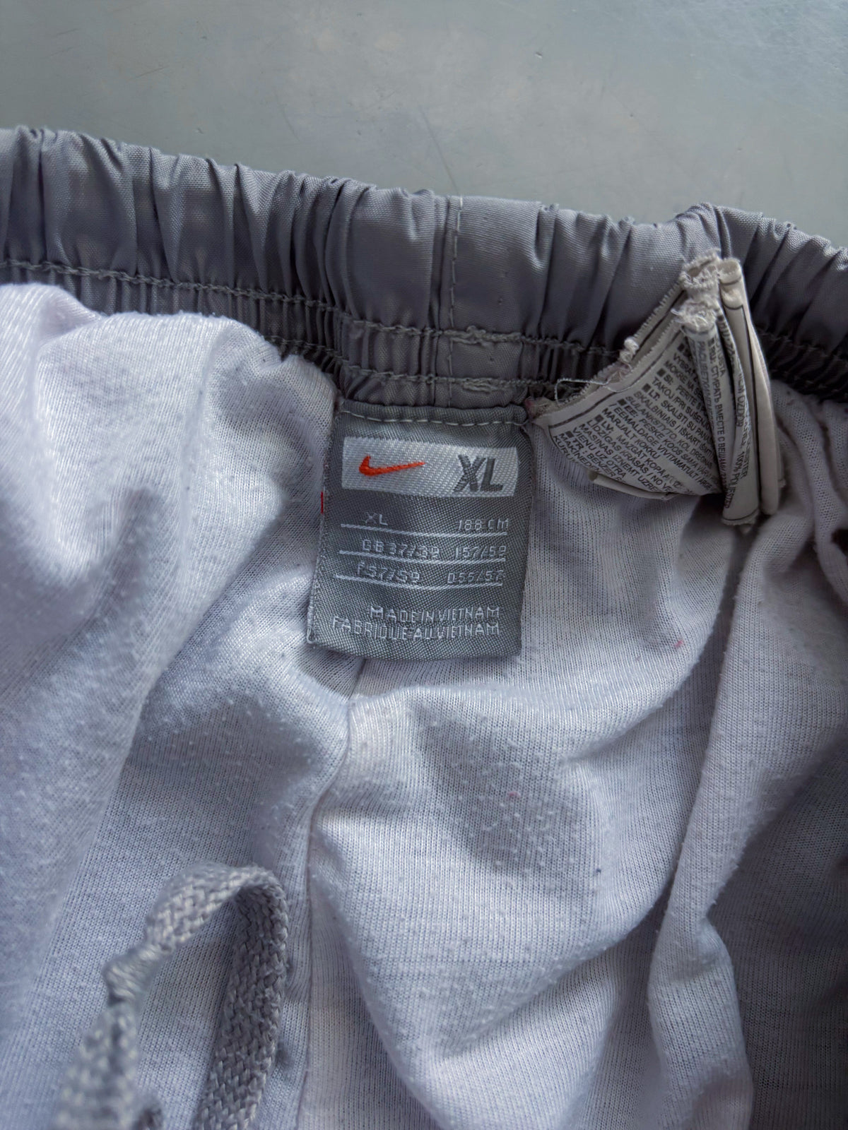 Nike Vintage Trackpants | M