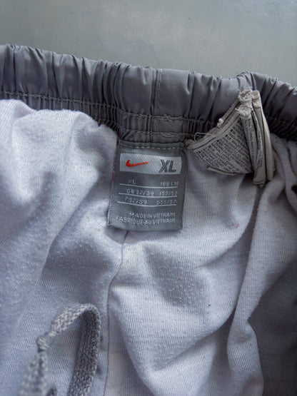 Nike Vintage Trackpants | M