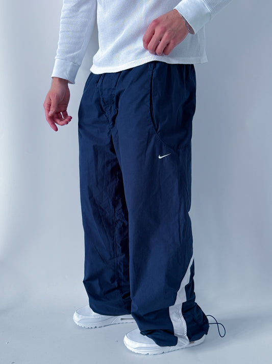Nike Vintage Trackpants | XL
