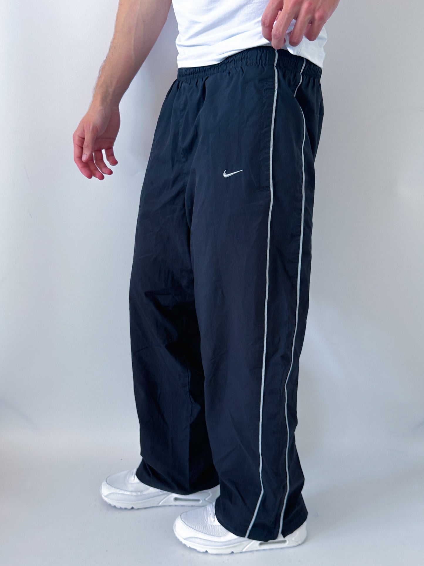 Nike Vintage Trackpants | L