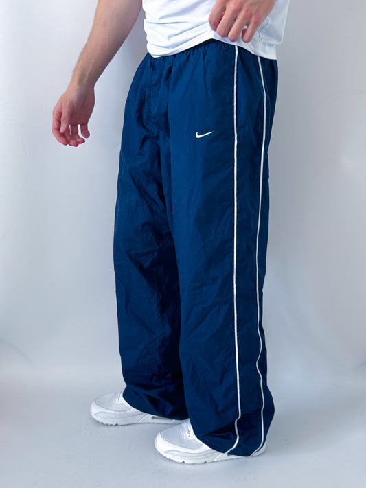 Nike Vintage Trackpants | M
