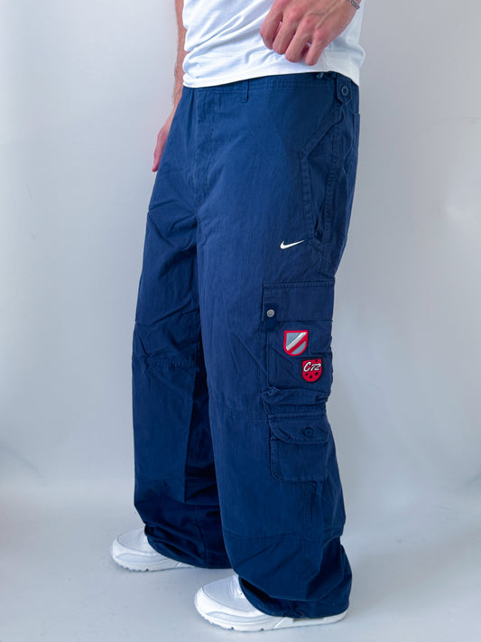 Nike Vintage Trackpants | XL