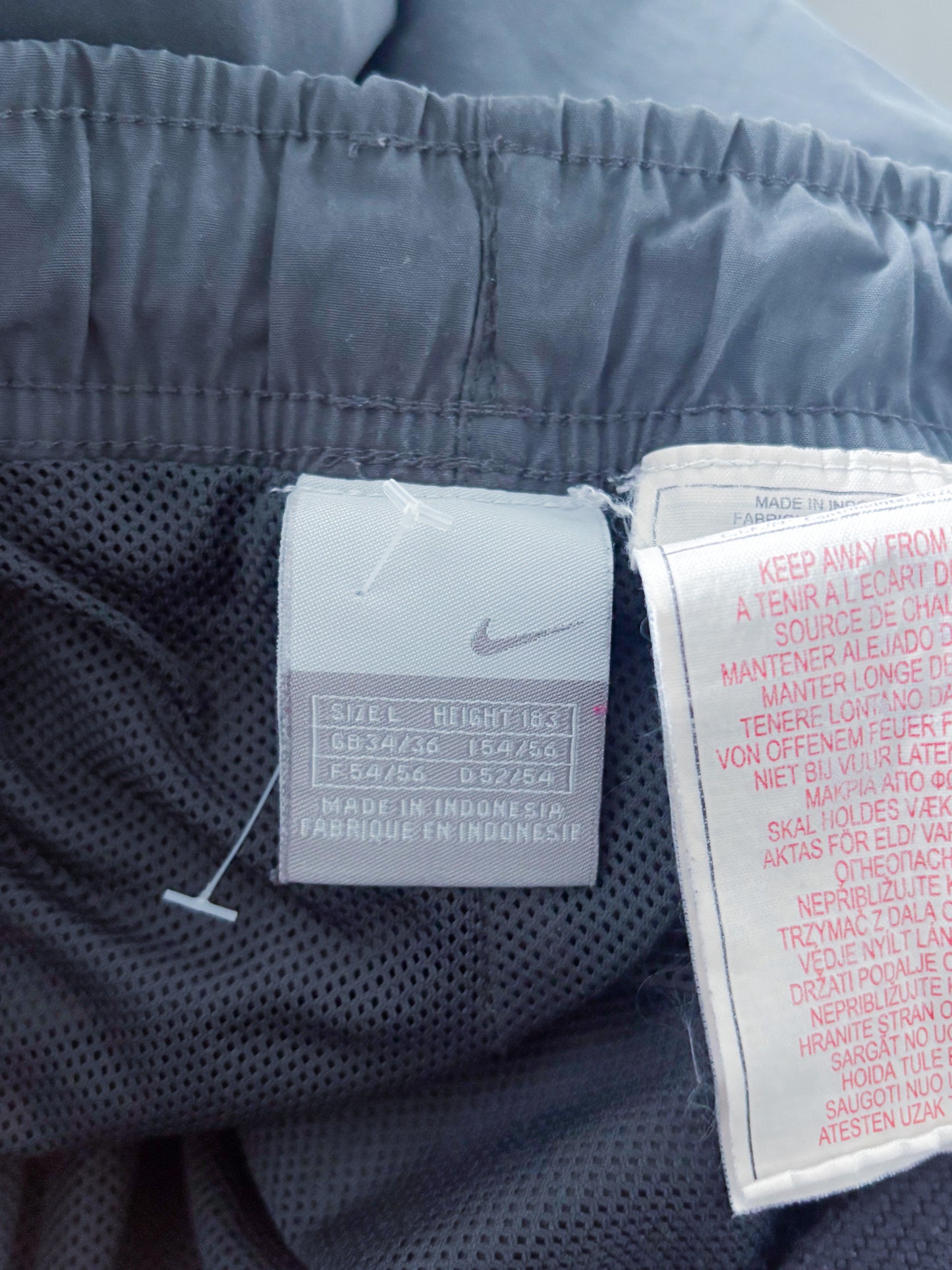 Nike Vintage Trackpants | L