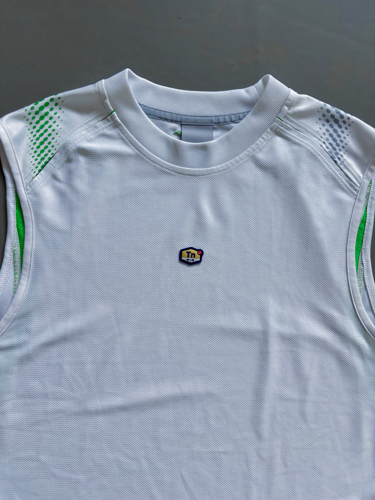 Nike Vintage *TN* Shirt | M