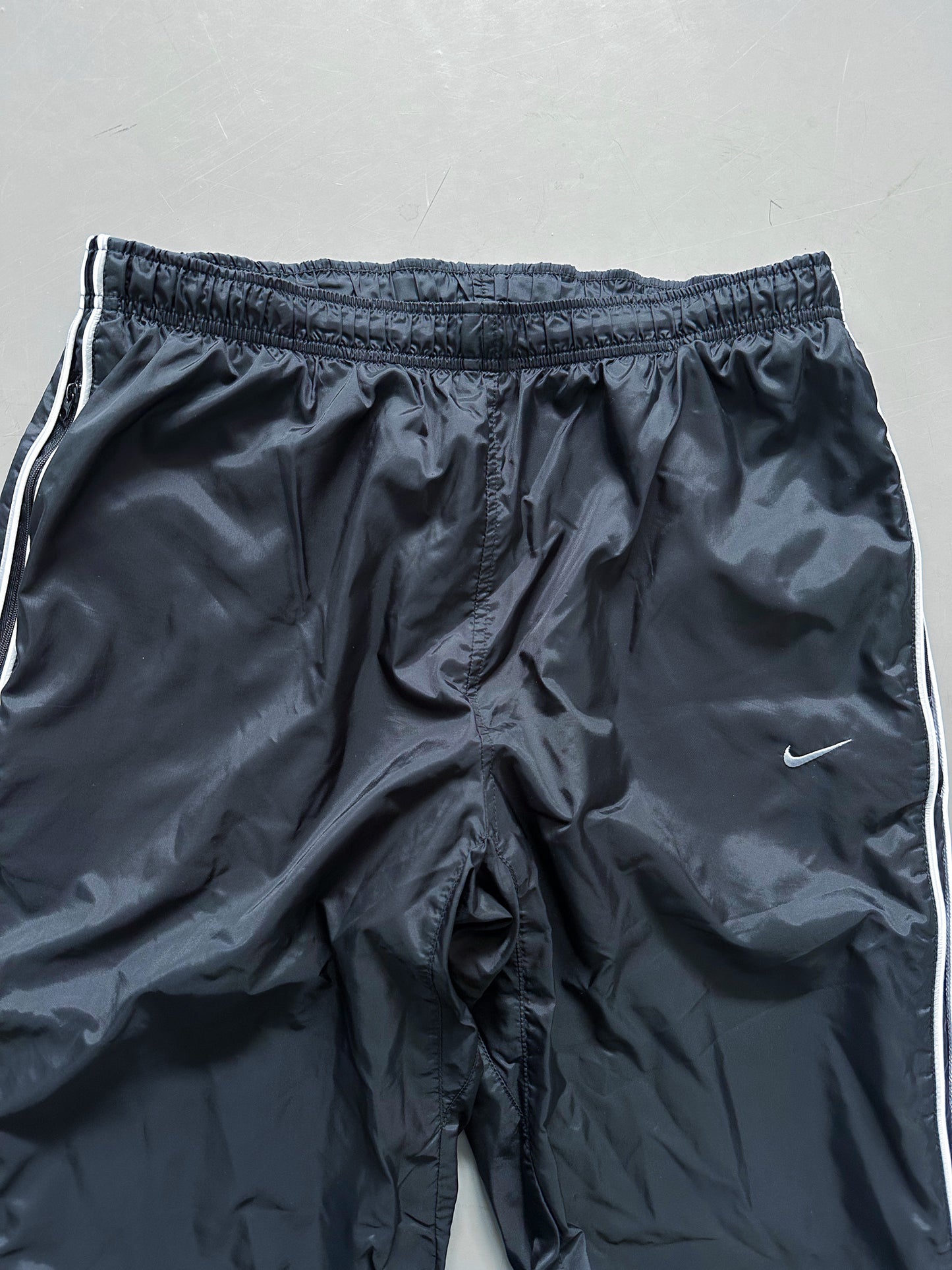 Nike Vintage Trackpants | L