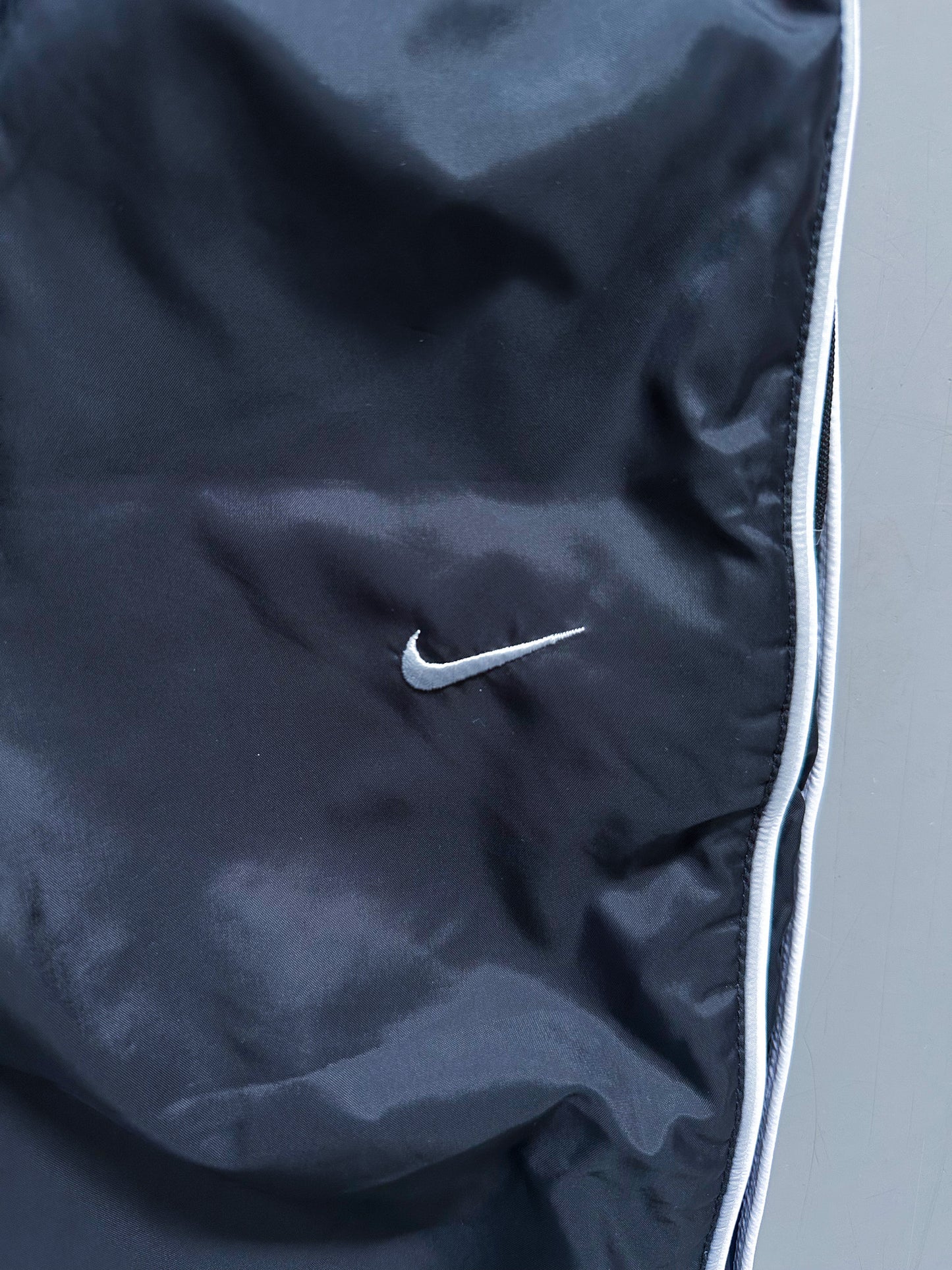 Nike Vintage Trackpants | L