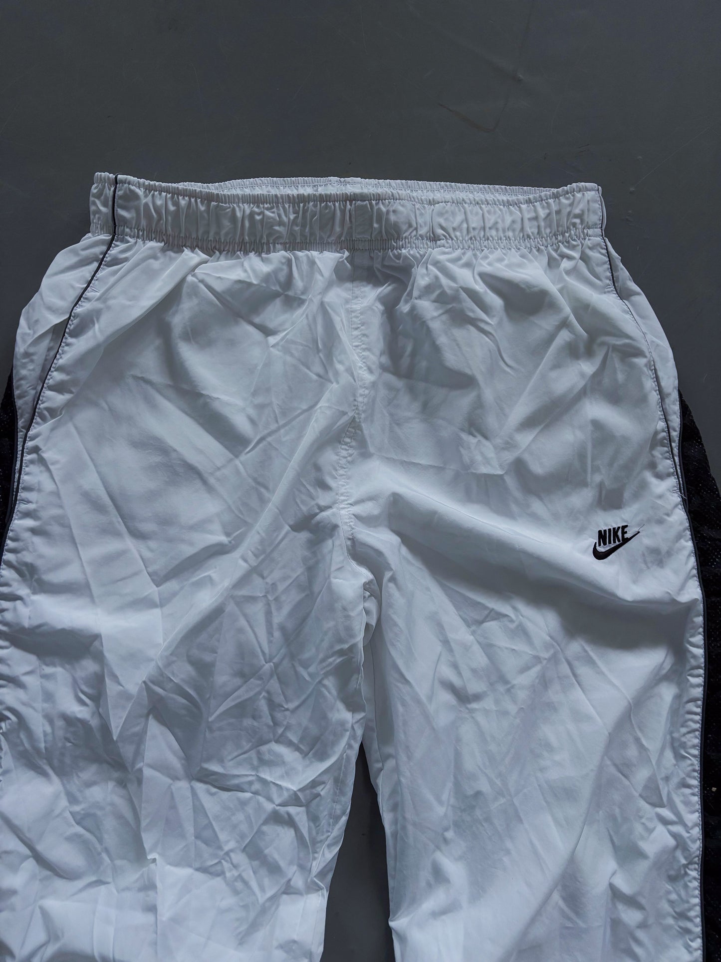 Nike Vintage *PREMIUM* Trackpants | L