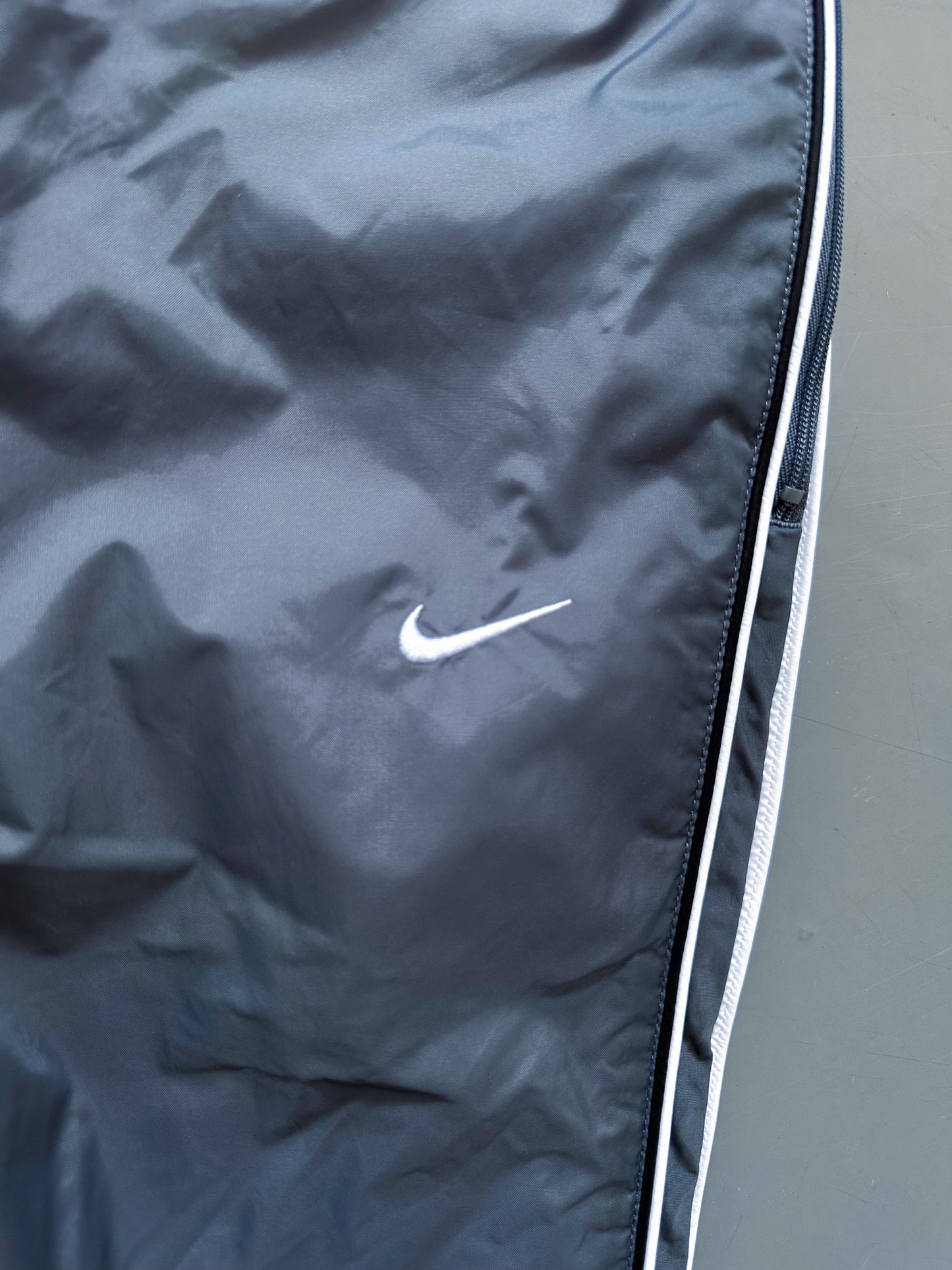 Nike Vintage Trackpants | L