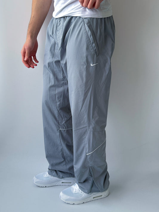 Nike Vintage Trackpants | L