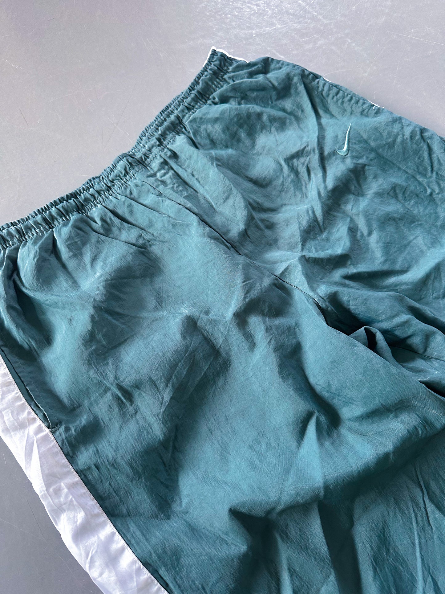 Nike Vintage Trackpants | L